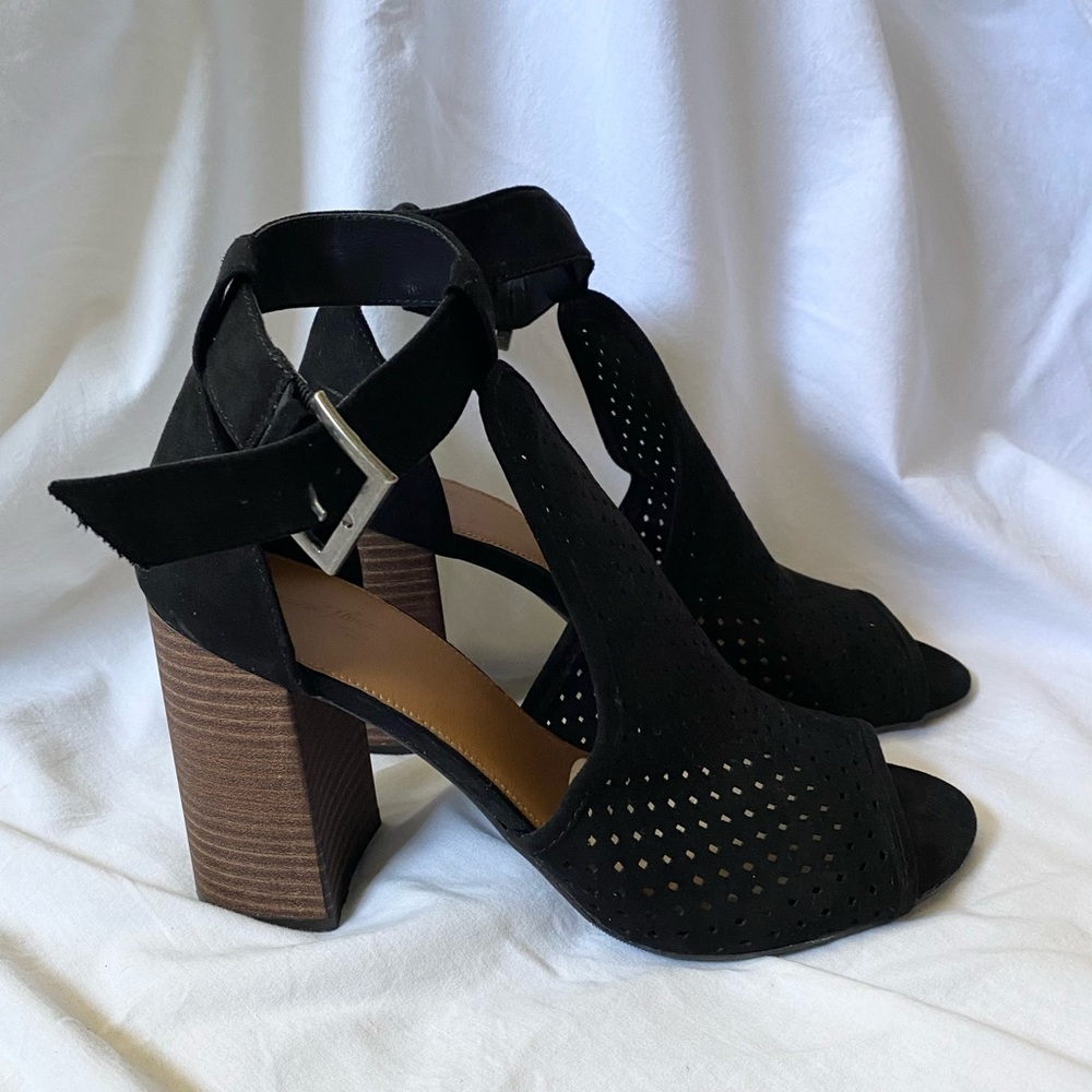 Black peep toe heels size 7.5